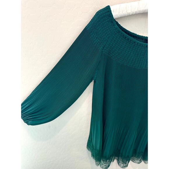 ALEX MARIE | Emerald Green Silky Pleated Smocked Neck Dressy Lace Blouse | Large - Picture 3 of 7